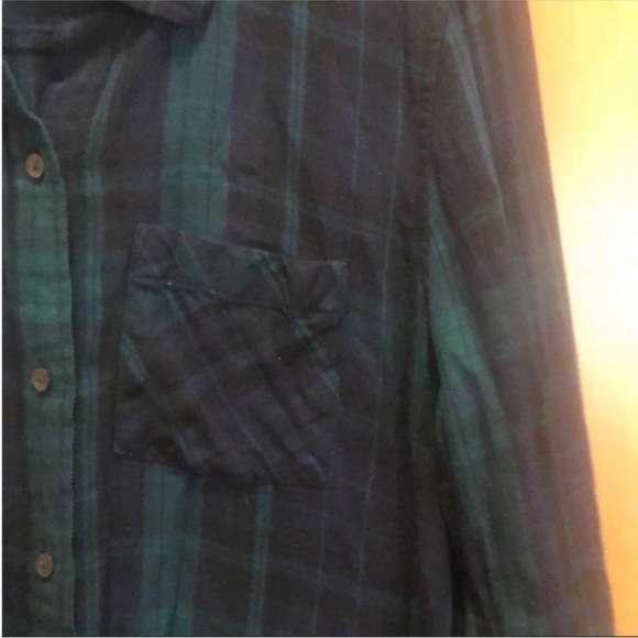 GAP Size Medium Green and Blue Flannel Shirt. - Picture 4 of 8